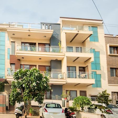 Fabhotel Mannat Residency Sec 52 غورغاون المظهر الخارجي الصورة
