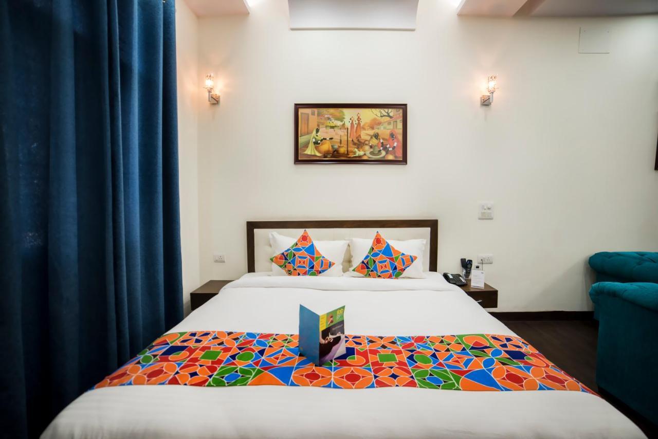 Fabhotel Mannat Residency Sec 52 غورغاون المظهر الخارجي الصورة