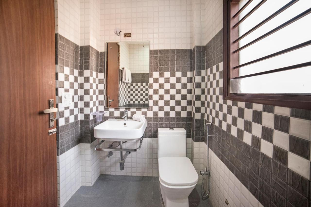 Fabhotel Mannat Residency Sec 52 غورغاون المظهر الخارجي الصورة